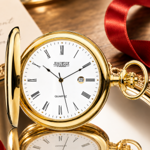 Gold Plated Full Hunter Date Display Quartz Pocket Watch with Chain